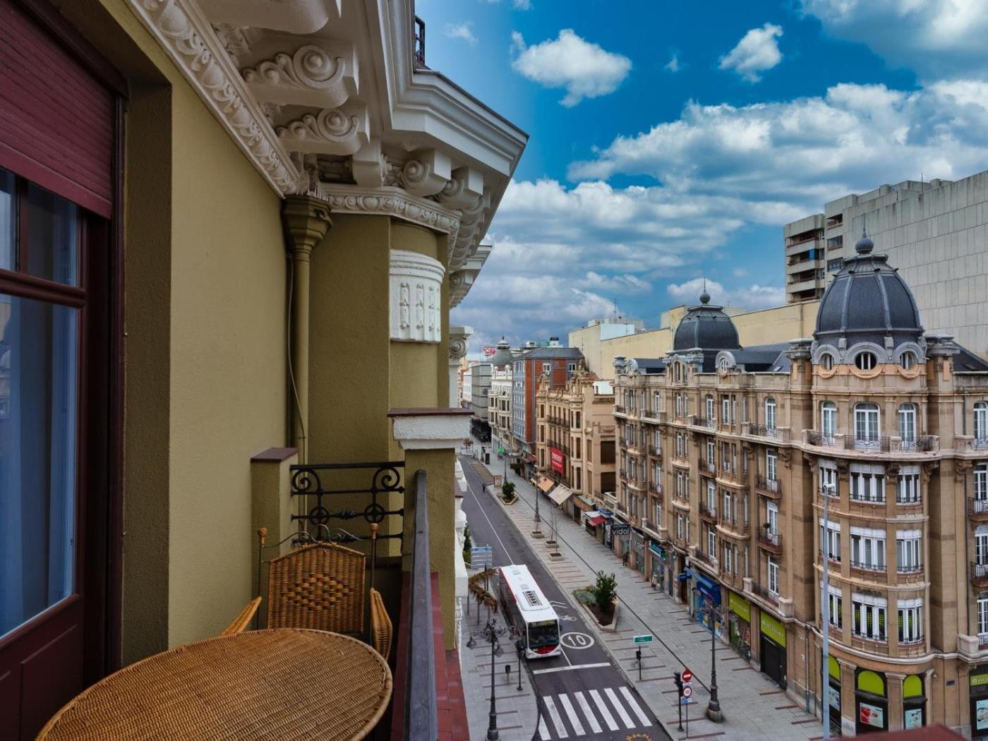 Housingleon Gaudi Suites Exteriér fotografie